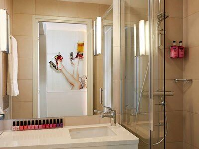 Moxy Excel Londen