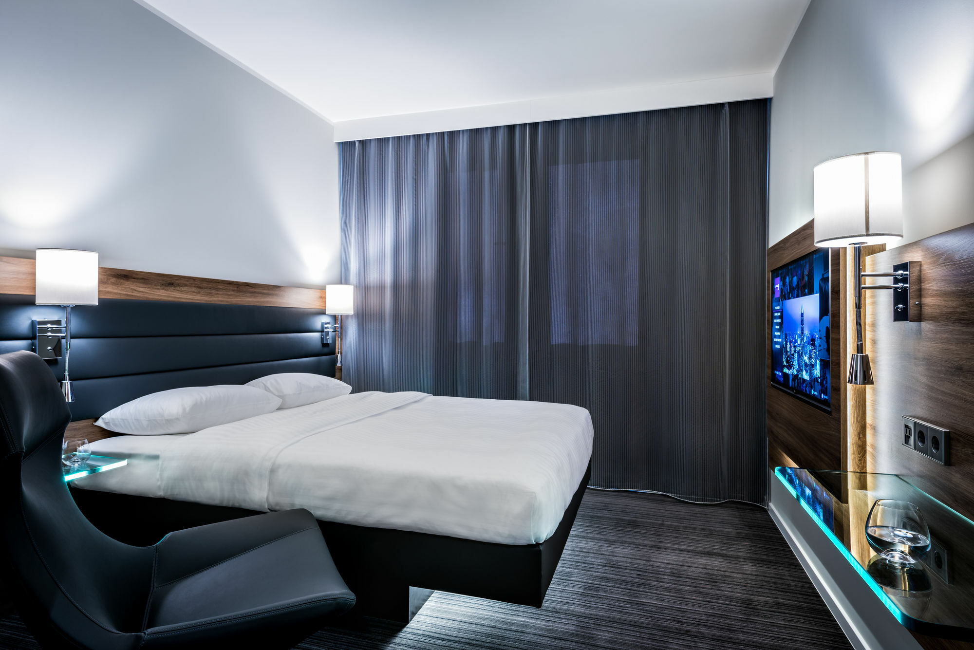 Moxy Excel 4* Londen